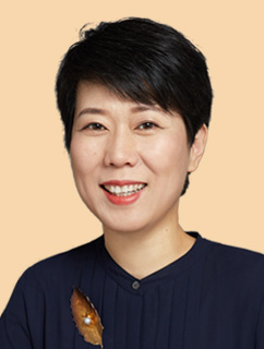 康妮·社交训练专家